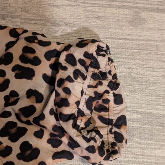 Chico's Leopard Print Blouse, 1/2 Button Down, Puffy 1/2 Sleeves, Spring‎ Sz 2.5 - Picture 10 of 11